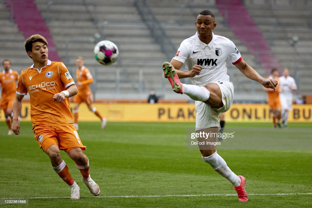 Highlight trận đấu FC Augsburg vs DSC Arminia Bielefeld ngày 17/10 | Xem lại trận đấu