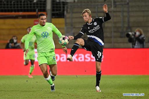 Highlight trận đấu DSC Arminia Bielefeld vs VfL Wolfsburg ngày 20/11 | Xem lại trận đấu