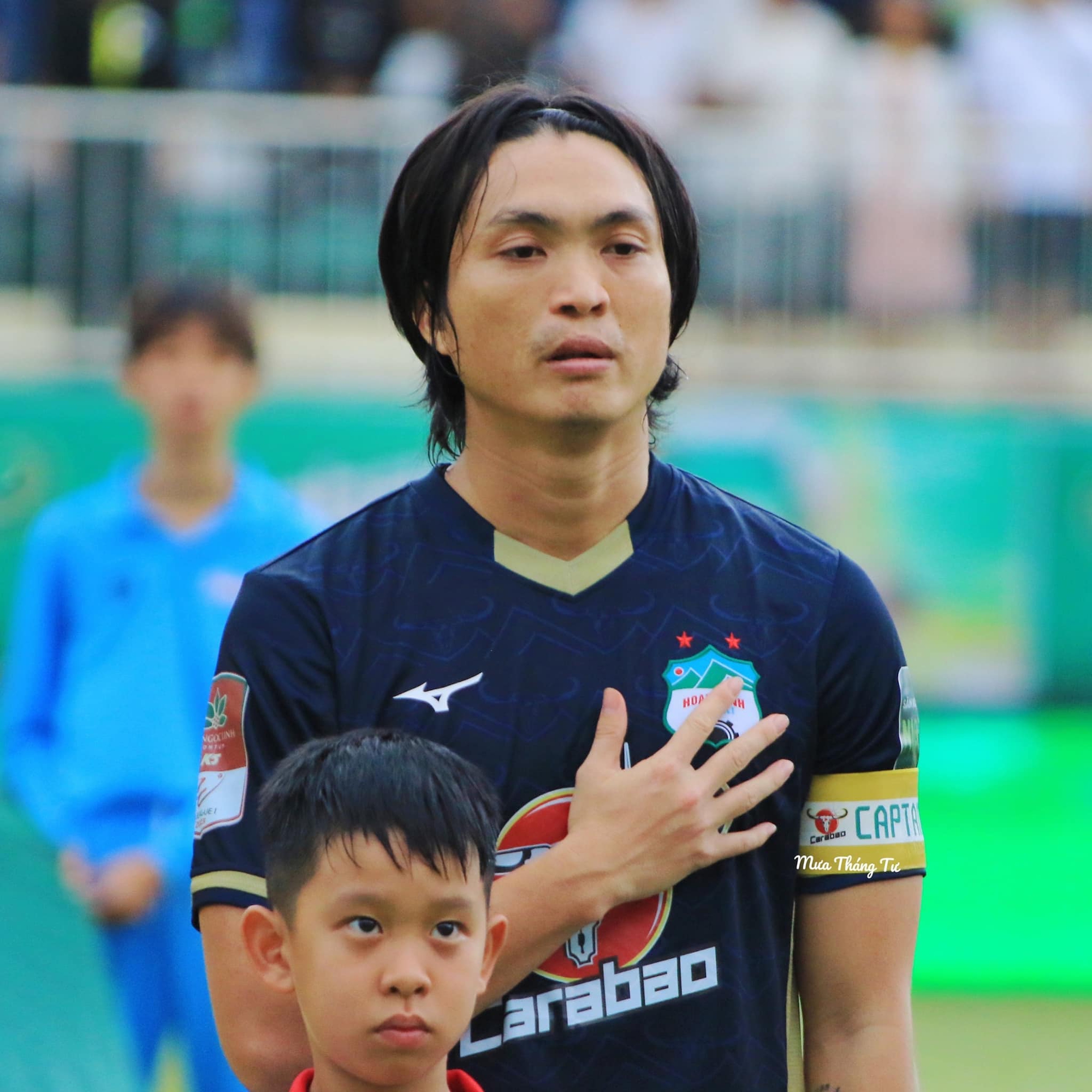 bau-hien-da-kich-bau-duc-ong-ay-khong-the-cu-lay-on-nghia-de-troi-buoc-t-anh-ca-doi